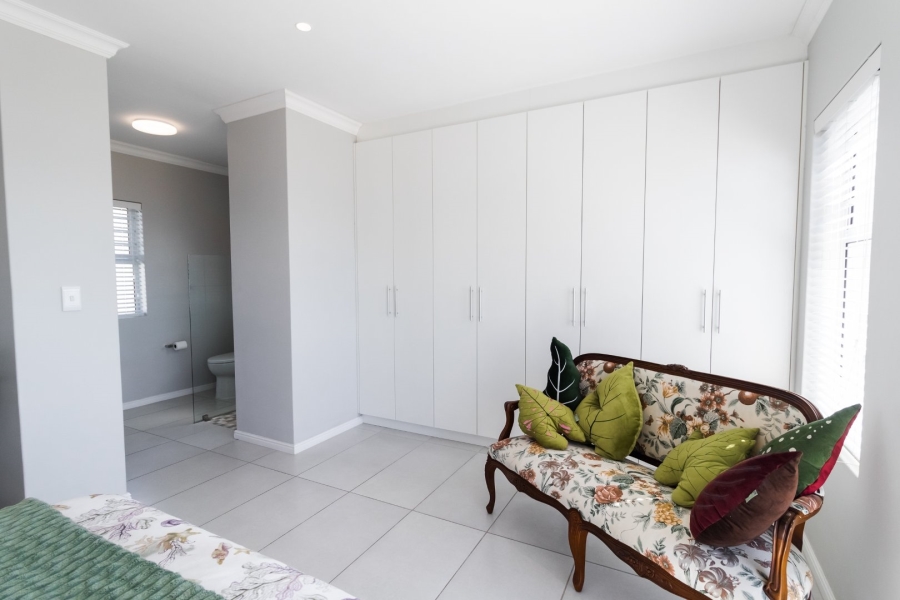 3 Bedroom Property for Sale in St Helena Views Western Cape